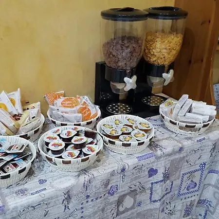 فندق Bonola