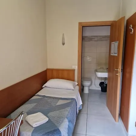 Bonola Otel 2*