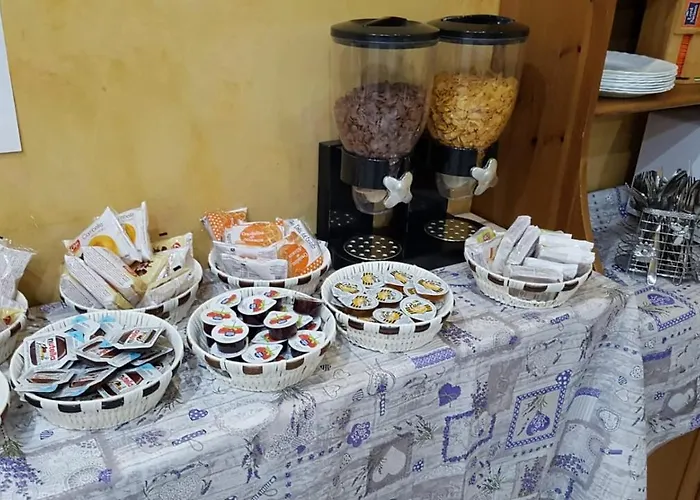 מלון Bonola
